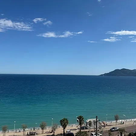 4 Personnes Sea View Pool Cannes